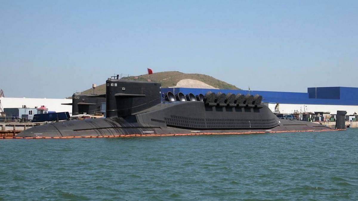 Две ПЛАРБ пополнили состав ВМС Китая
