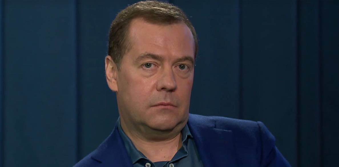 Медведев: США не стремятся обсуждать новые виды вооружений
