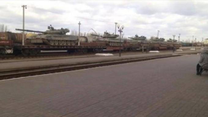 Украина перебрасывает танки в Херсонскую область на границу с Крымом