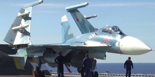 Су-33 возглавил список лучших самолетов российской военно-морской авиации