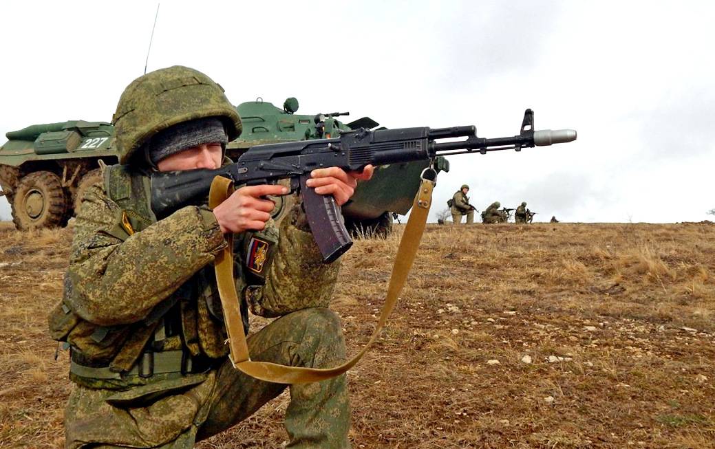 Военный эксперт: Российская группировка в Крыму будет разбита за 36 часов