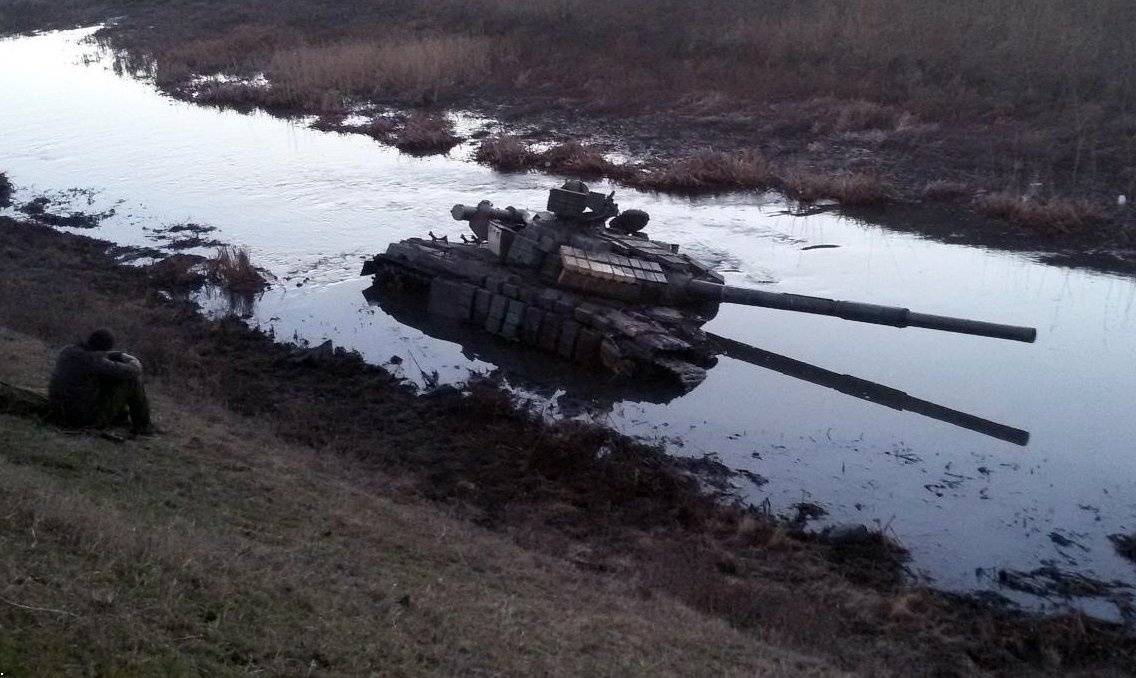 Украинский танк утонул во время дождя: На фронт массово поставляется брак