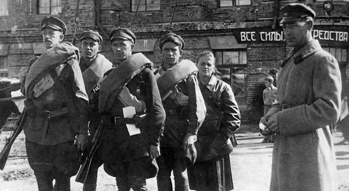 Красная армия в 30-е годы: от быта до образования