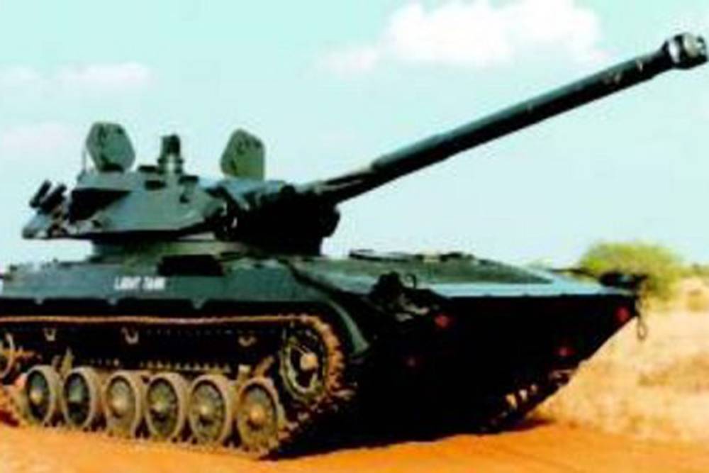 Гибрид из 90-х: Индия пыталась создать легкий танк на основе БМП-2