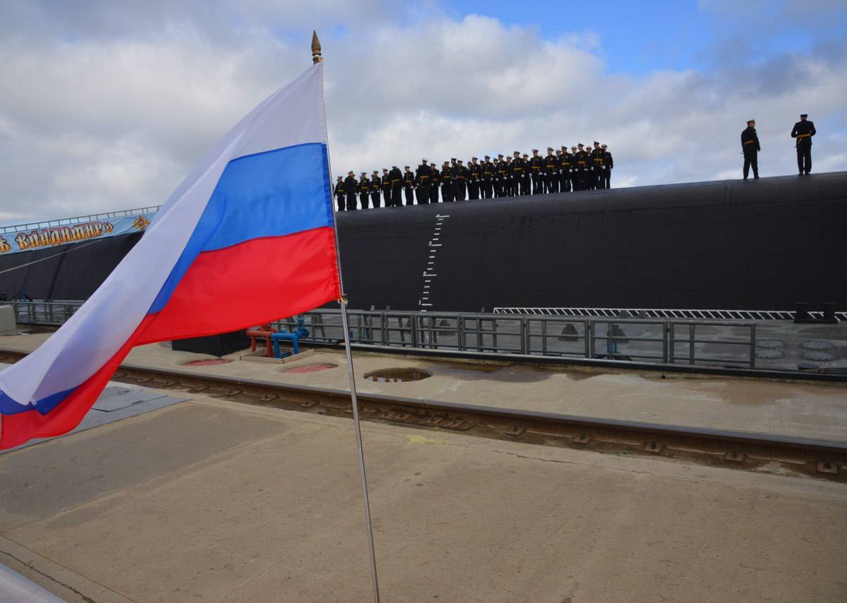 На Северном флоте проводят репетицию парада кораблей ко Дню ВМФ России