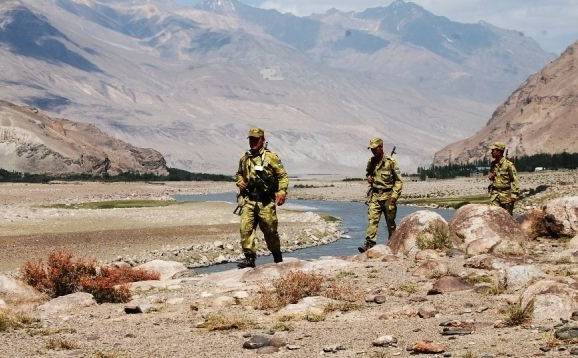 На таджикской границе тучи ходят хмуро. Есть ли повод для беспокойства?