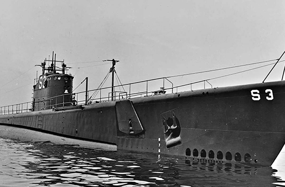 Туалетные войны: подводники против тыловиков