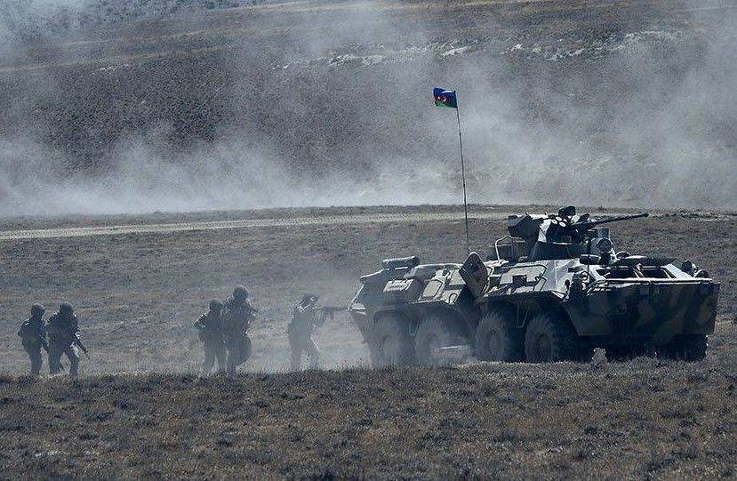 Азербайджано-турецкие военные маневры: ответ на бои или плановые учения?