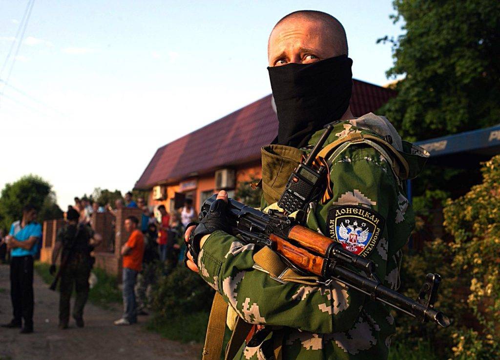 Ополченцы Донбасса рассказали, как покупают у Киева оружие для войны с ВСУ