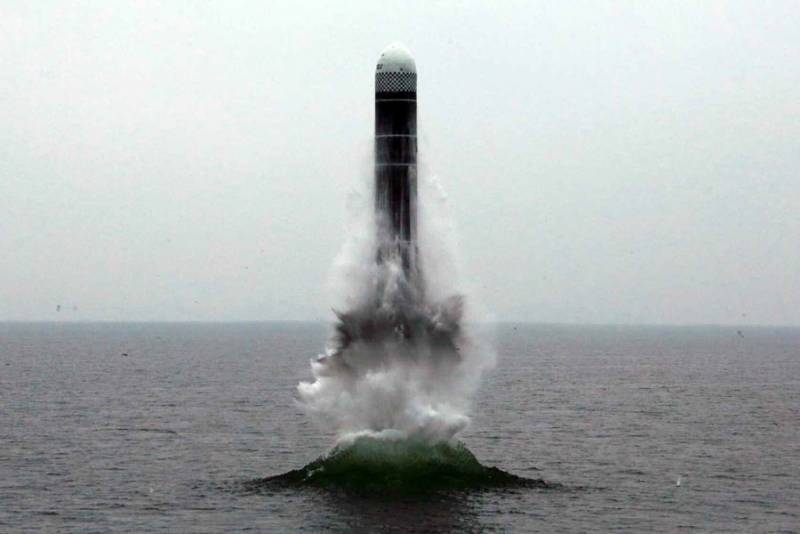 КНДР готовит запуск баллистической ракеты «Пуккыксон-3»