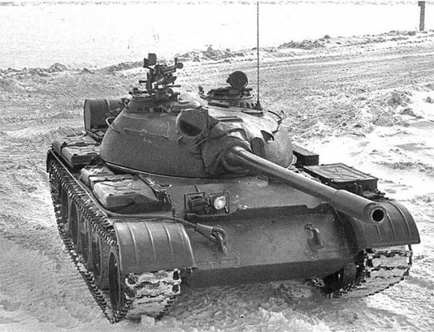 11 сентября 1956 года на вооружение принят танк Т-54Б