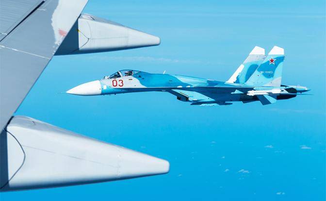 Воздушный бой: Су-27, Су-30 против F-16 и F-15 — чья возьмет
