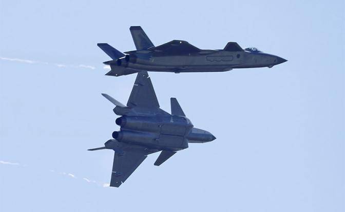 Китайский прайс: Истребитель J-20 «победил» Су-30 17 раз подряд