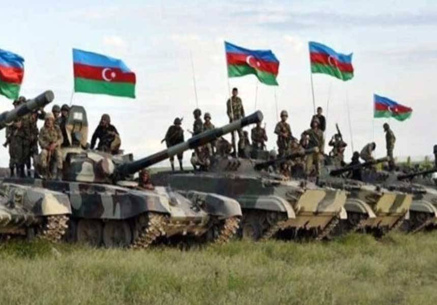 Из каких источников вооружалась армия Азербайджана?