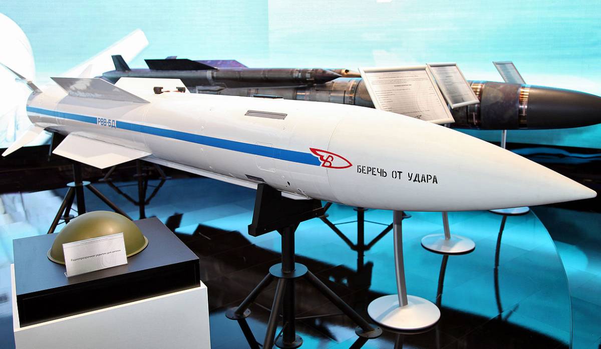 Ракета Р-37М сделает из Су-35 настоящего убийцу самолетов-невидимок