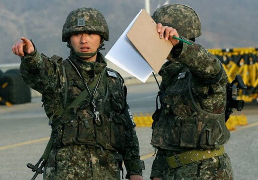 Зачем Сеул сокращает солдат и улучшает ракетное оружие?