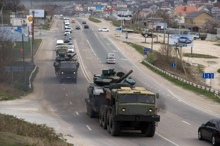Сколько силовиков пожелало остаться в Крыму после присоединения к России