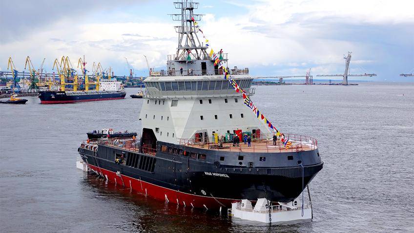 ВМФ России получит ледокол "Евпатий Коловрат"