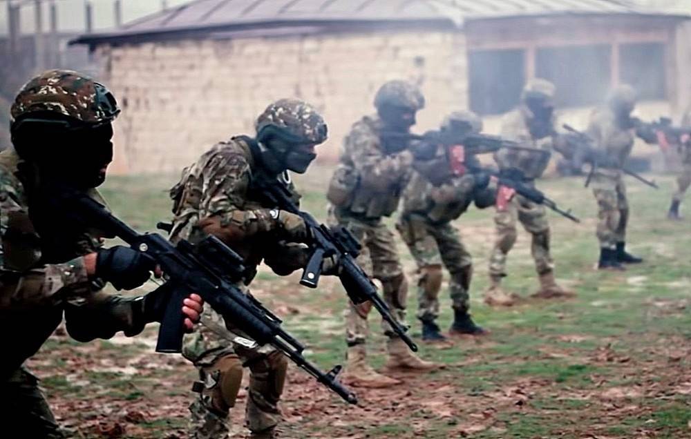 Военкор: Техническое превосходство Баку в Карабахе плавно сходит на нет