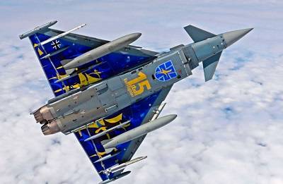 ВВС Германии отметили юбилей службы Eurofighter Typhoon спецливреей