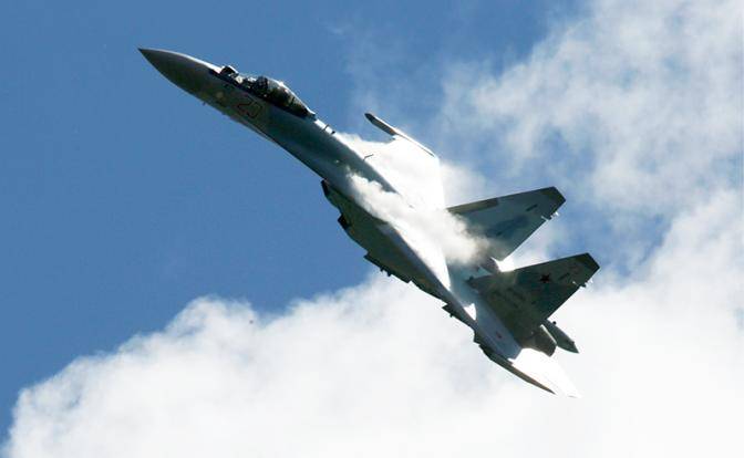 Су-35 в американском рейтинге обошел F-35 на две позиции