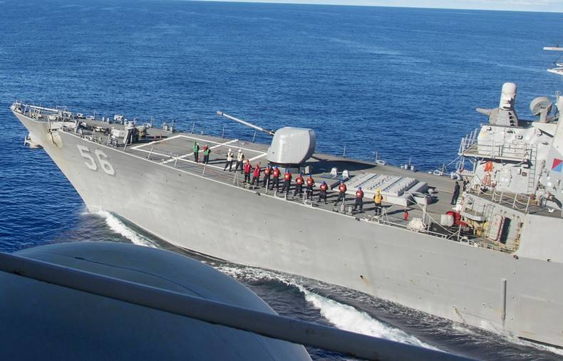 США о вторжении эсминца в российские воды: Это операция свободы судоходства