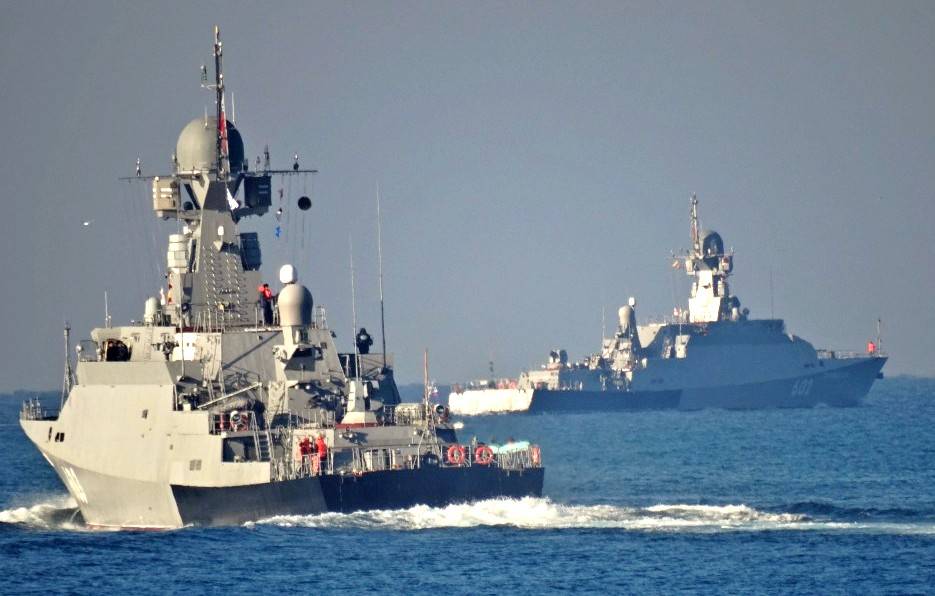 Черноморский флот в полном составе вышел на учения и привлек внимание США