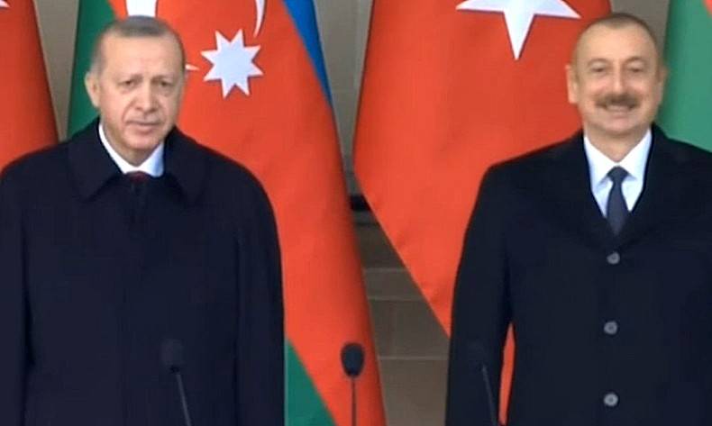 Парад в Баку: почему Алиев улыбался, а Эрдоган нет