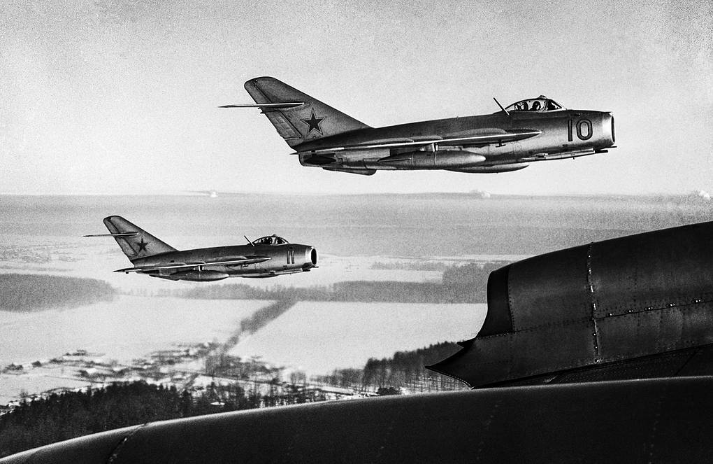 Как МиГ-15 стал "убийцей" американских бомбардировщиков