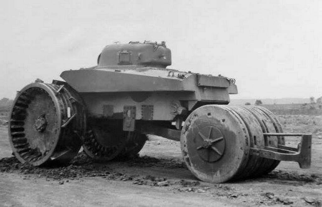 «Шерман» на гигантских колесах: самая странная модификация американского танка
