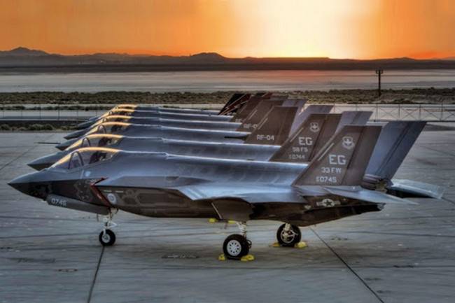 В США упало производство истребителей F-35