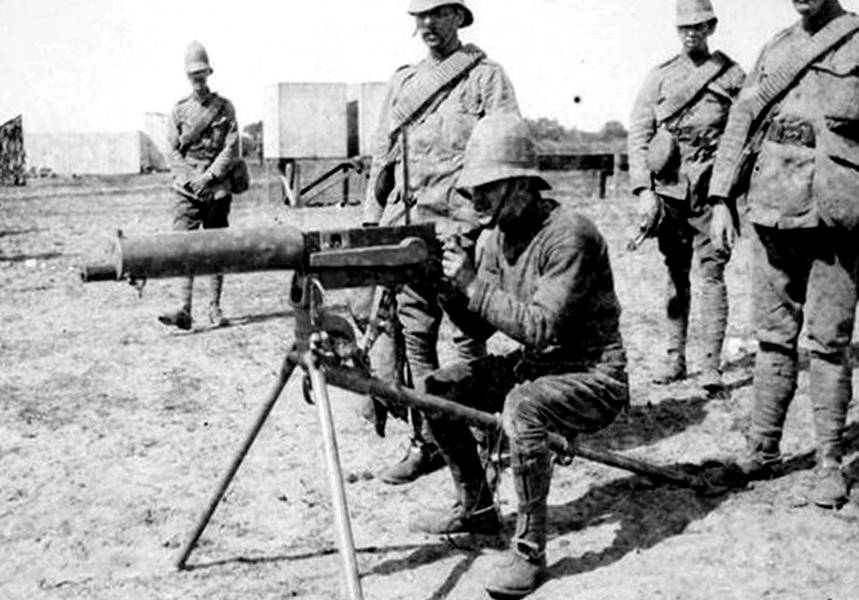 Первые модификации пулемета Максима в боях в Южной Африке