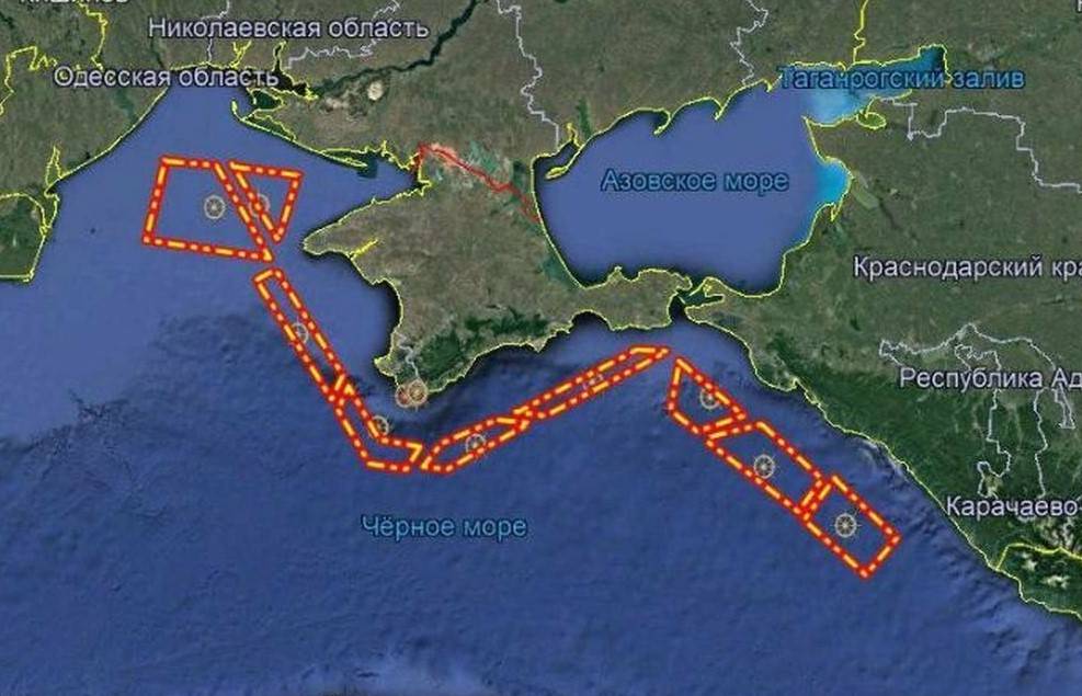 Военные РФ загадочно закрыли часть Черного моря