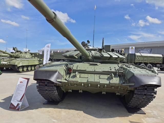 Модернизированные танки Т-72Б3М впервые примели на учениях в ЮВО