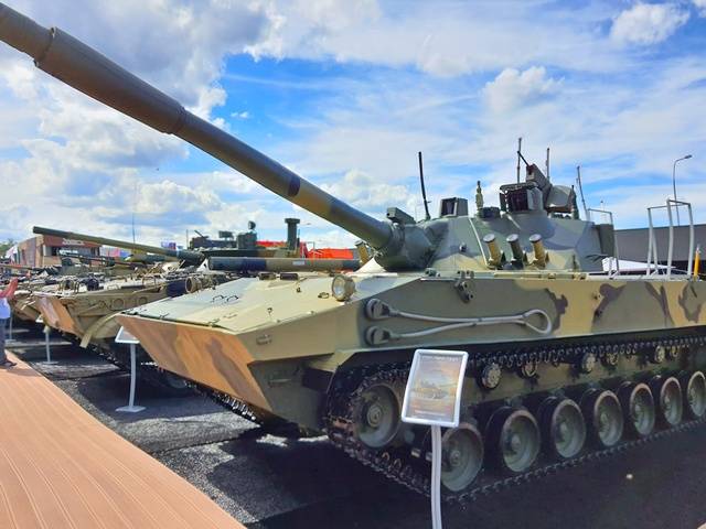 Уникальный танк "Спрут-СДМ1" был показан на выставке IDEX-2021