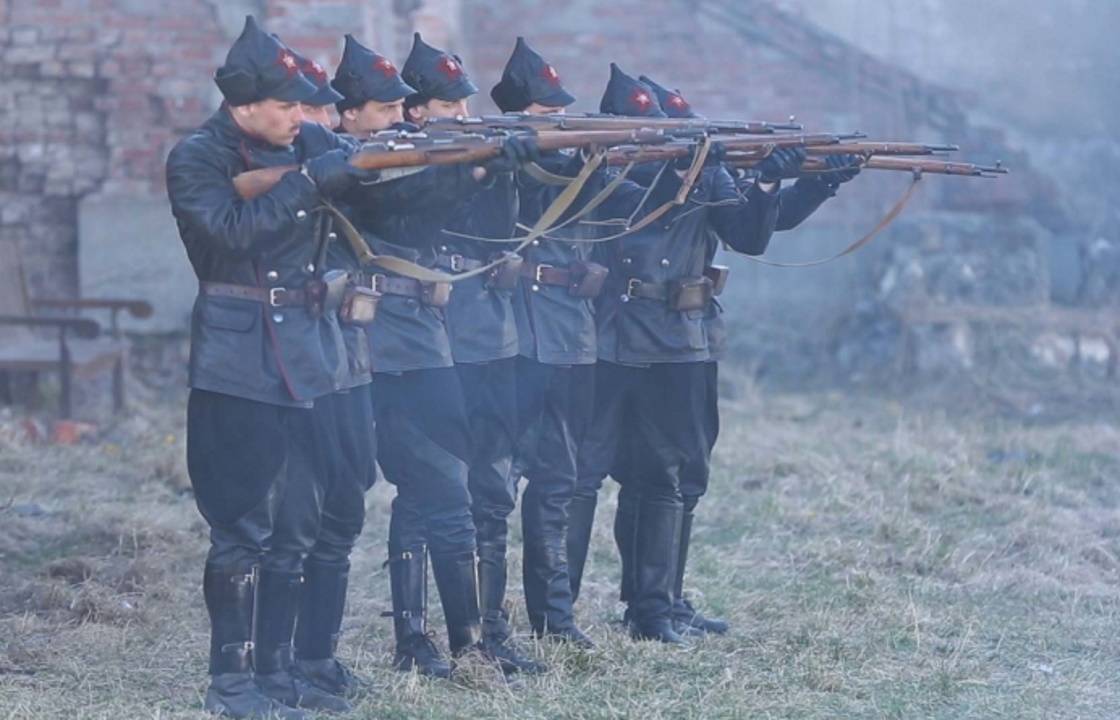 «Расстрелять каждого десятого»: как строилась дисциплина на заре Красной армии