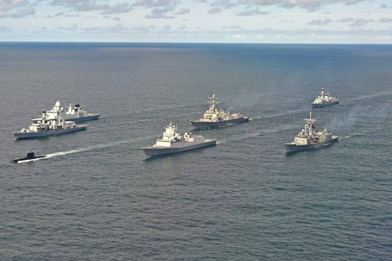 НАТО начинает охоту на российские подлодки в Черном море