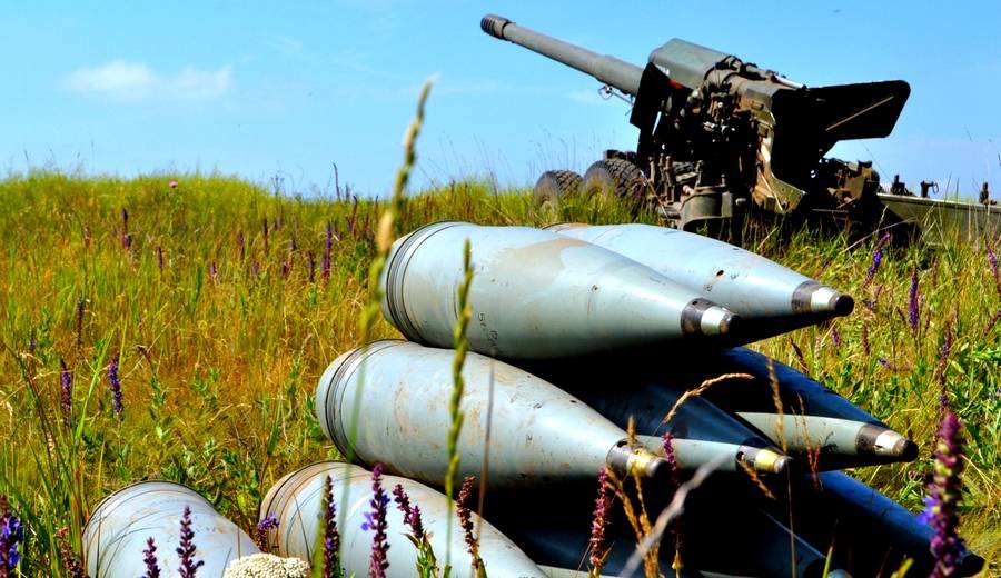 В новой войне Украине грозит "снарядный голод"