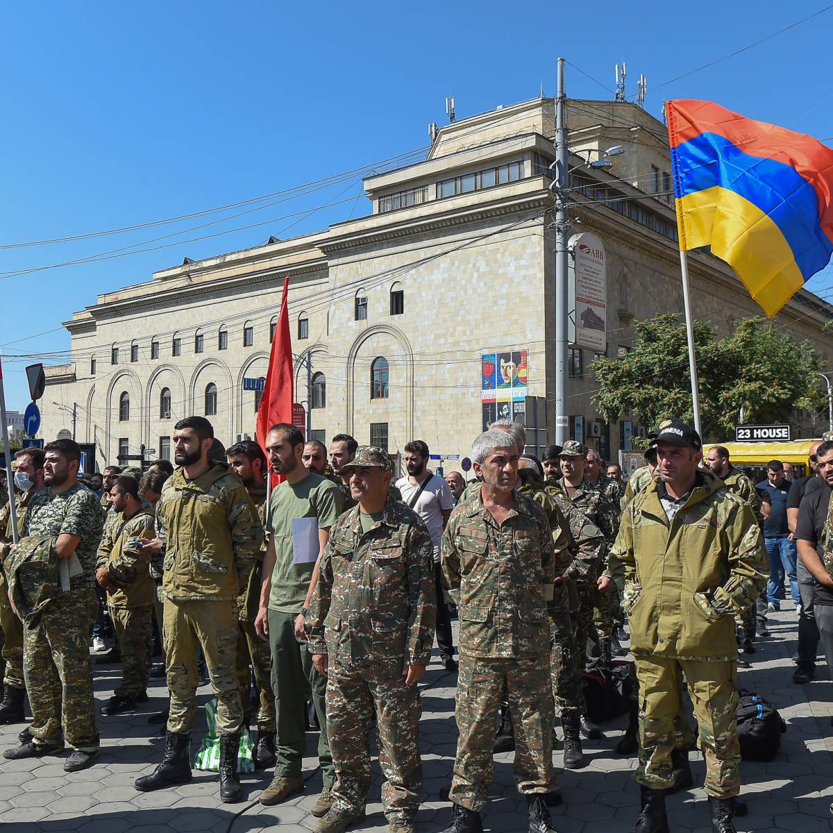 Как отреагировали военные в Армении на последние действия Пашиняна