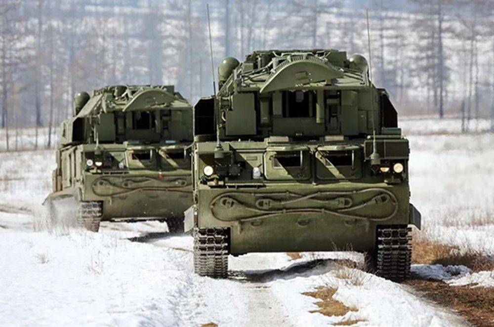 Намёк «Байрактарам»: ПВО РФ тренируется сбивать беспилотники возле Украины