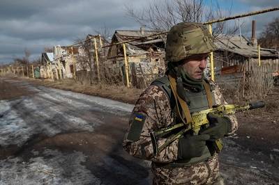 Донбасс сегодня: Киев расчехляет орудия
