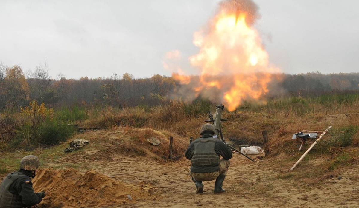 Донбасс: Киев двигает танки к передовой, ВСУ получают двойной боекомплект