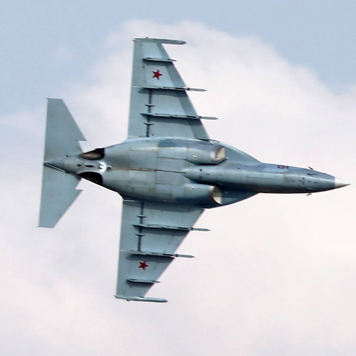 Як-130 обзаведется новым двигателем к середине года