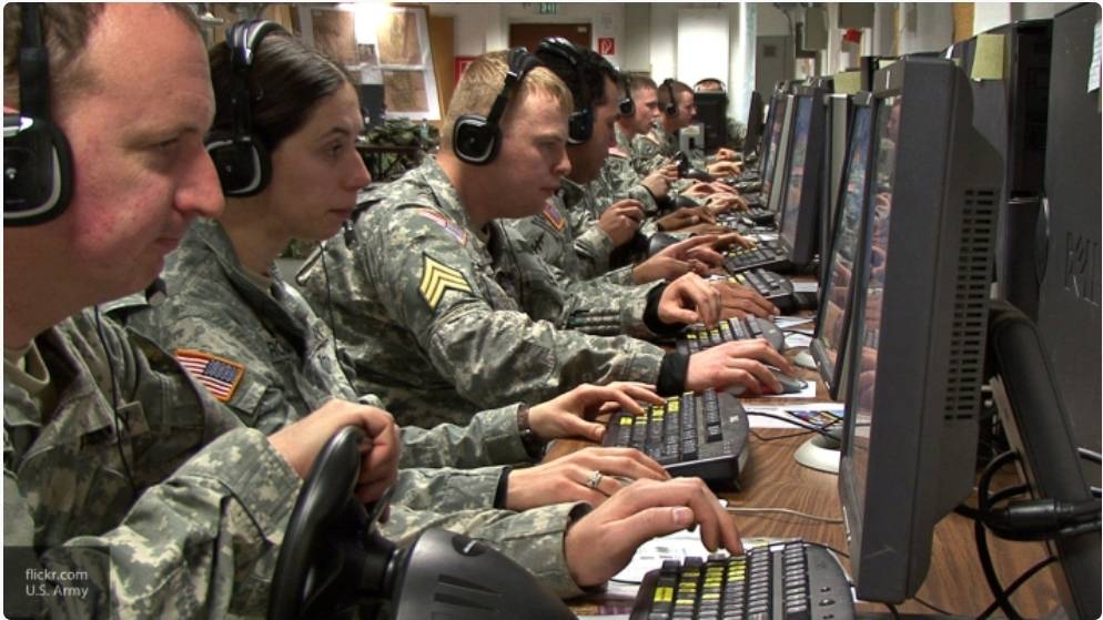 США внедряют устройства дополненной реальности для подготовки солдат