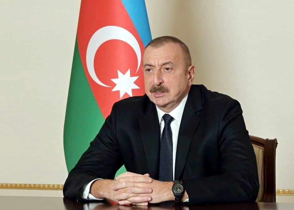 Президент Алиев: Я обсудил "Искандеры" с Путиным