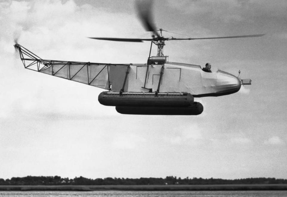 VS-300: к юбилею первого вертолёта-амфибии