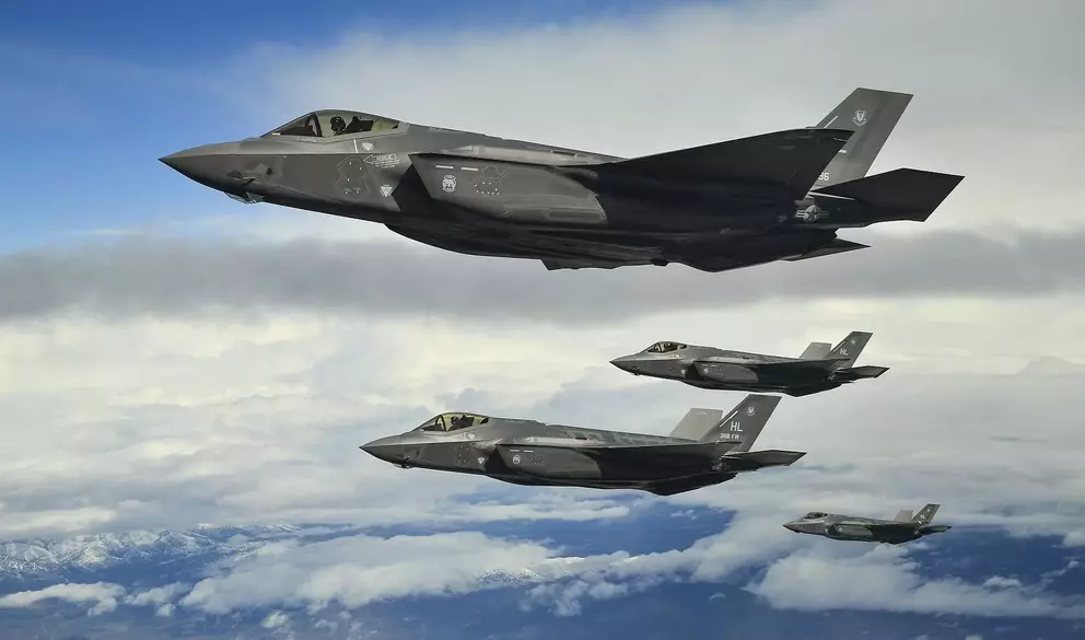 Почему ВВС США не хотят воевать на F-35