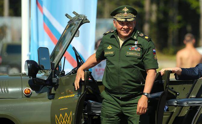 Шойгу 30 лет при погонах: Звание «генерал армии» теперь соответствует выслу