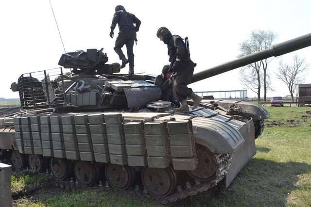 Как в 17-й бригаде ВСУ подготовили к боевым действиям танки Т-64БВ и БМП-2