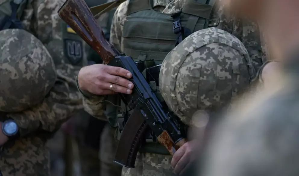 Донбасс: солдаты Киева бегут от войны, передовые части ВСУ несут потери
